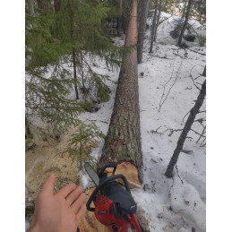 Suomessa käsityönä revitty ja kiskottu päre puuvirrat.fi verkkokaupasta nopealla toimituksella.