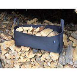 Kotimainen Riihi kestokassi – ergonominen ja kestävä valinta polttopuiden kantoon | Musta design puuvirrat.fi