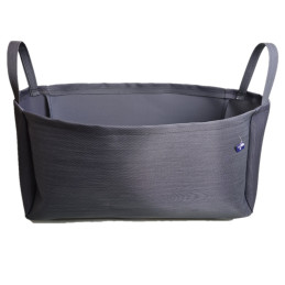 Kotimainen Riihi kestokassi tummanharmaa – ergonominen ja kestävä valinta polttopuiden kantoon | Musta design puuvirrat.fi