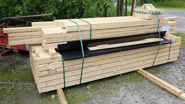3 X 3m PUULIITERIN VALMISPAKETTI PELTIKATOLLA