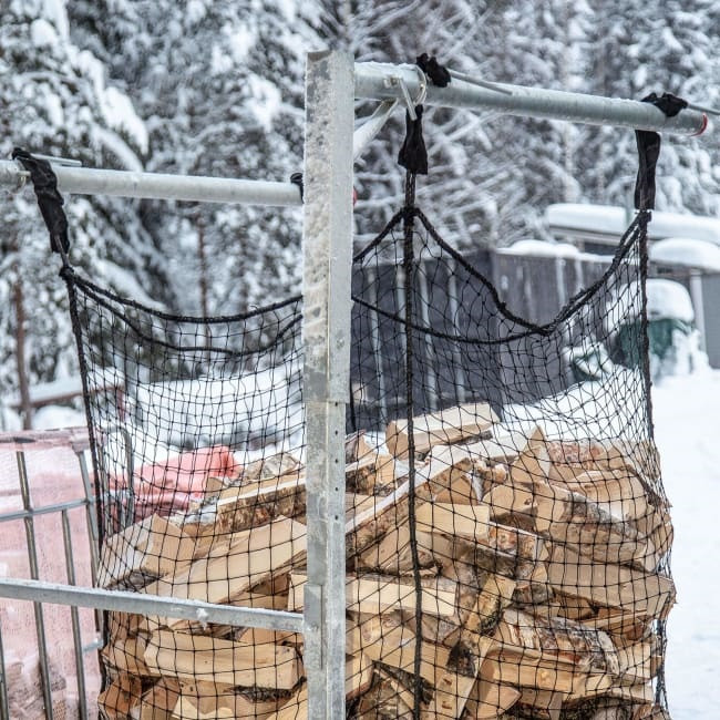 SÄKKITELINE VAPAUTUSMEKANISMILLA