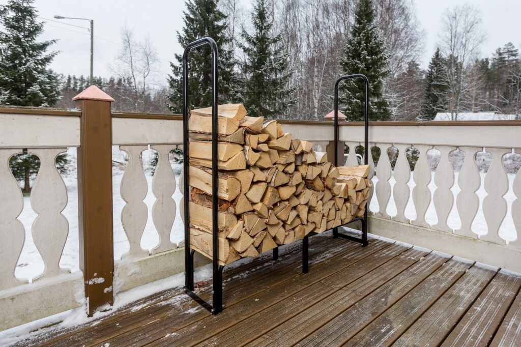 SÄÄDETTÄVÄ KLAPITELINE