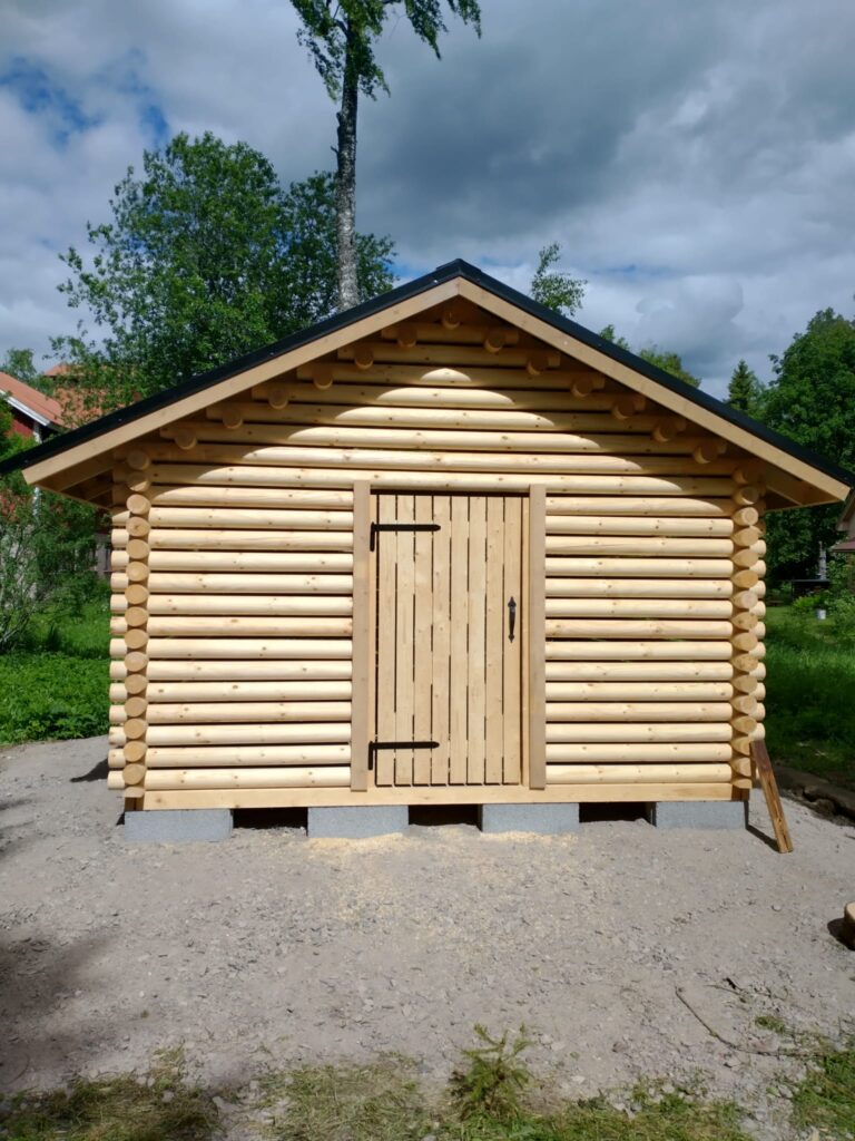 4 X 4m PYÖRÖHIRSI LIITERI