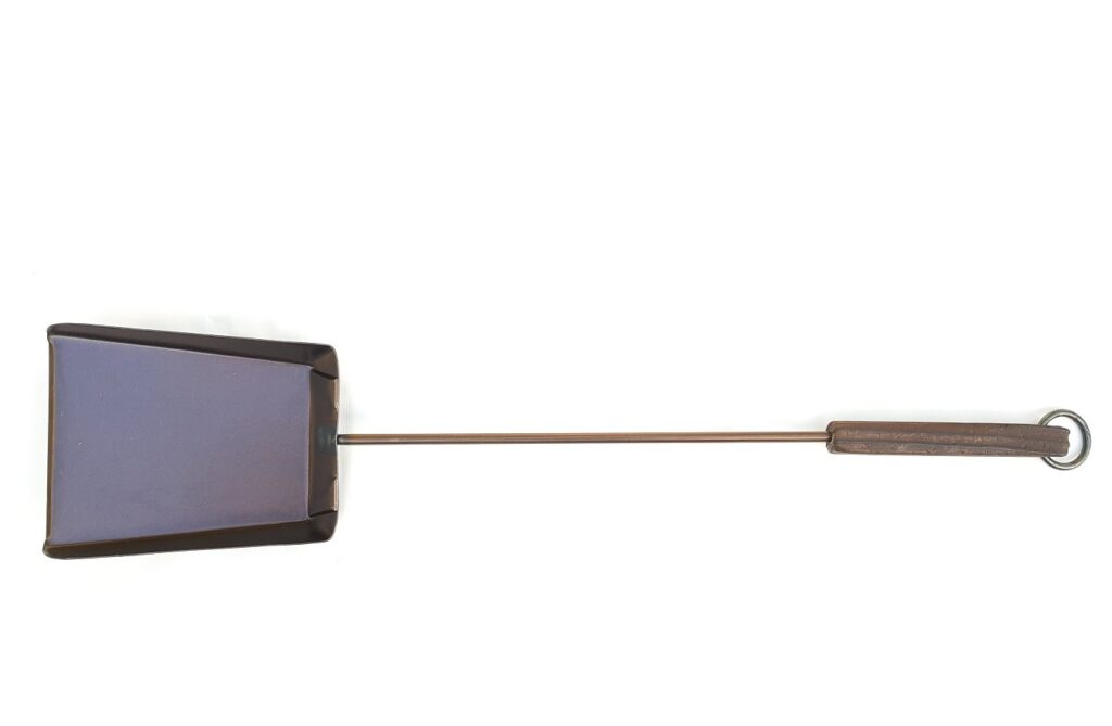 TUHKALAPIO 60CM PUUKAHVALLA