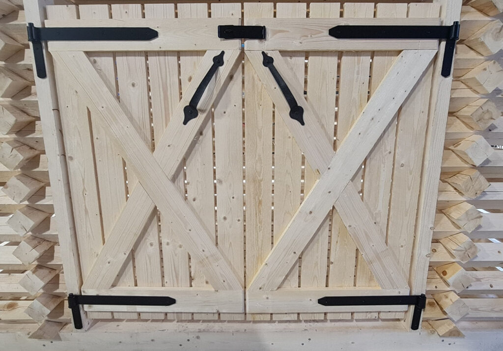 JÄTEKATOS TAI PUULIITERI 3 X 2M