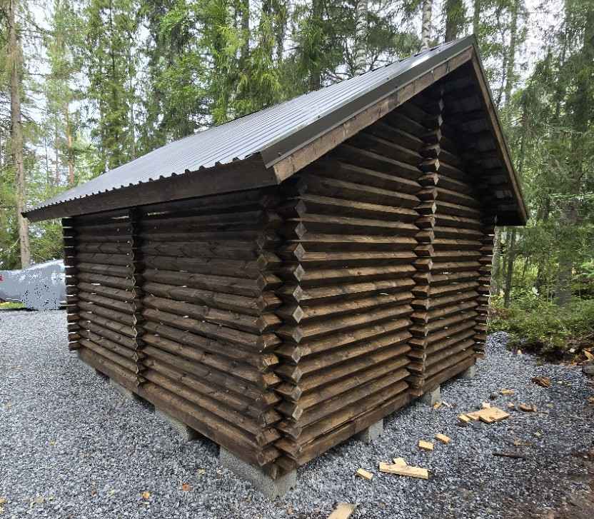 4 X 4M LIITERI JA VARASTO