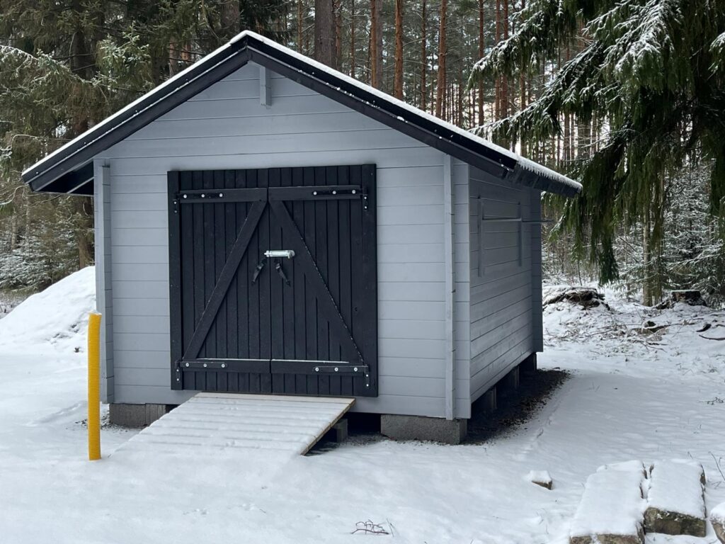 3X4M VARASTO PARIOVILLA