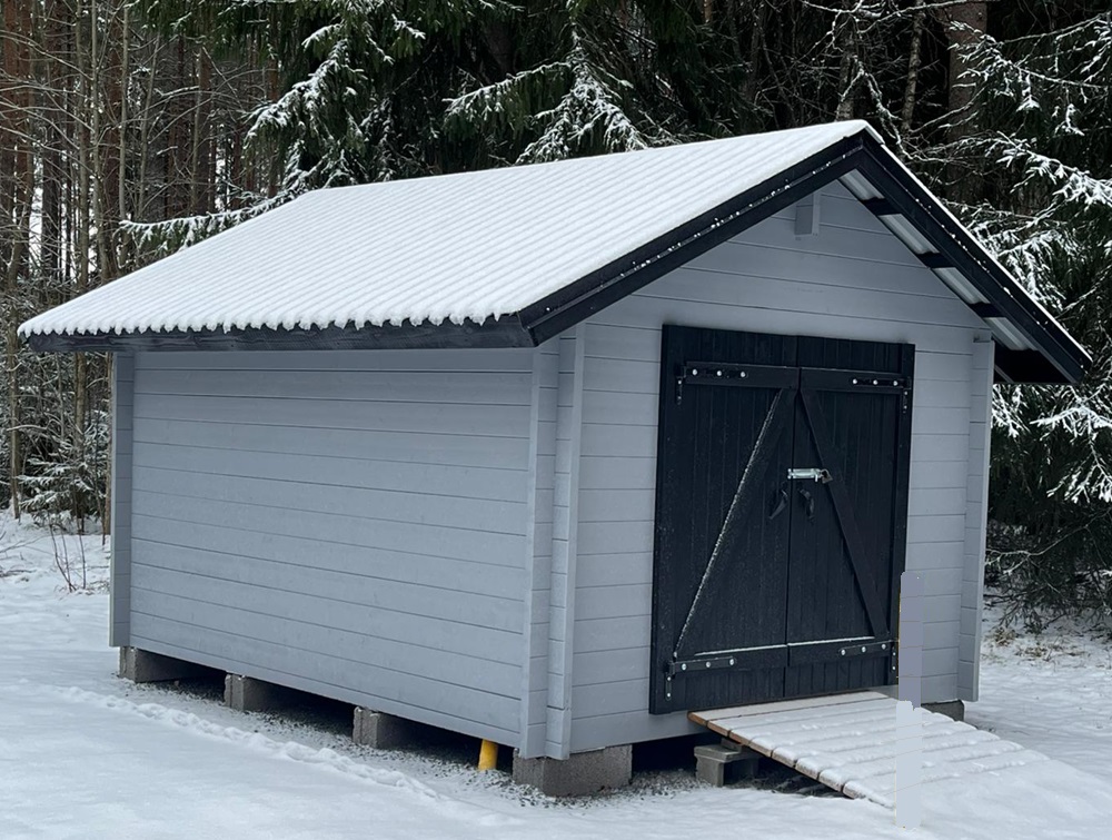 3 X 4M VARASTON VALMISPAKETTI HÖYLÄHIRRESTÄ